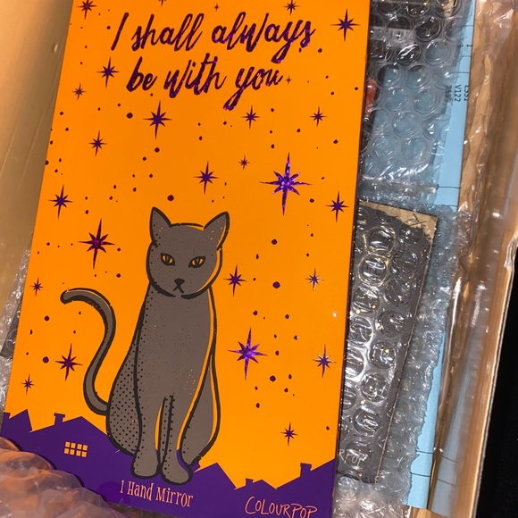 Colourpop Official Hocus Pocus Boss Witch Winnie Collection - Picture 2 of 16